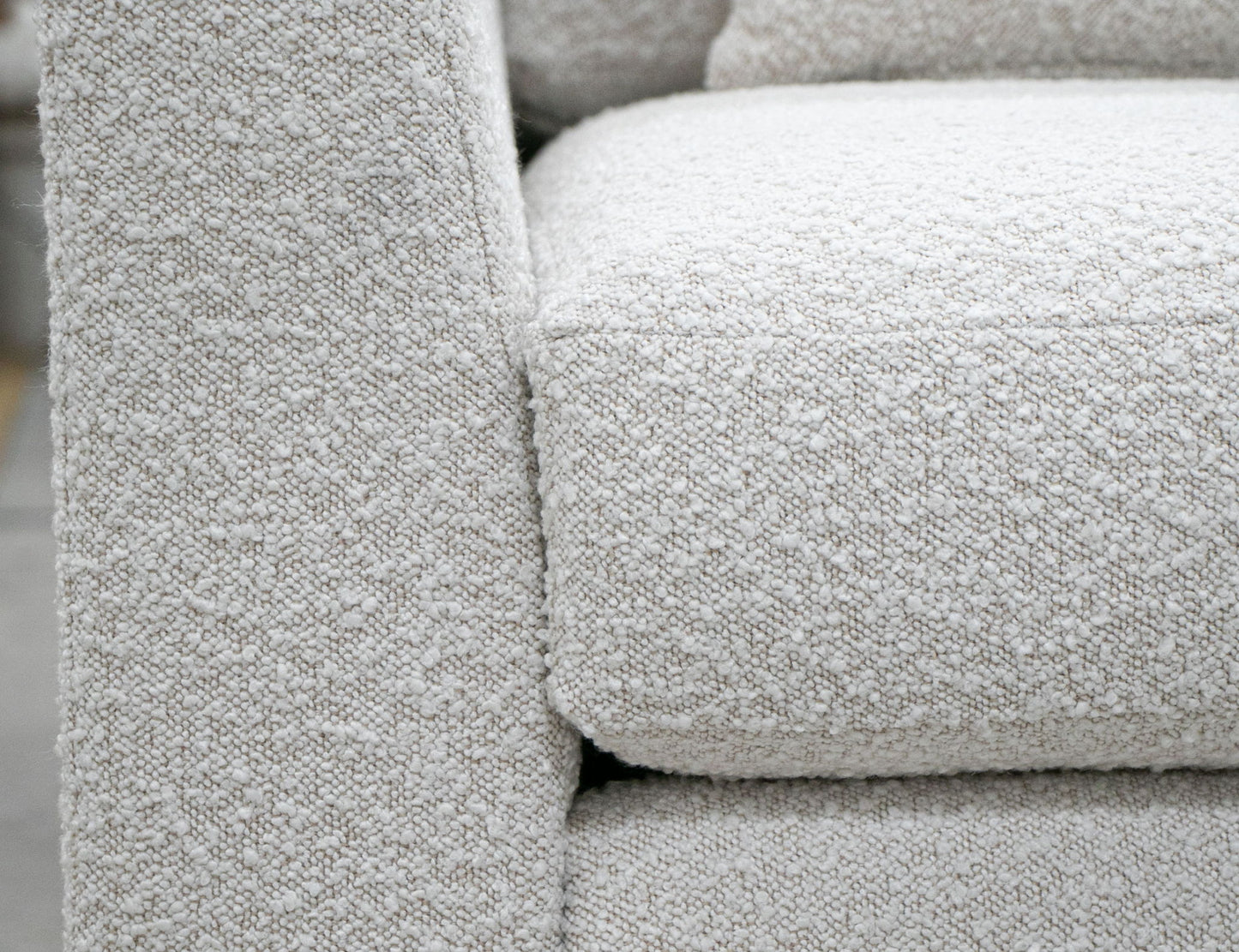 Mita - Sofa