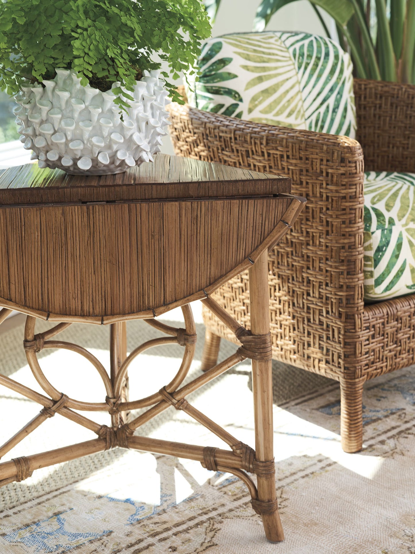 Key Biscayne - Palm Island Drop-Leaf Accent Table - Light Brown
