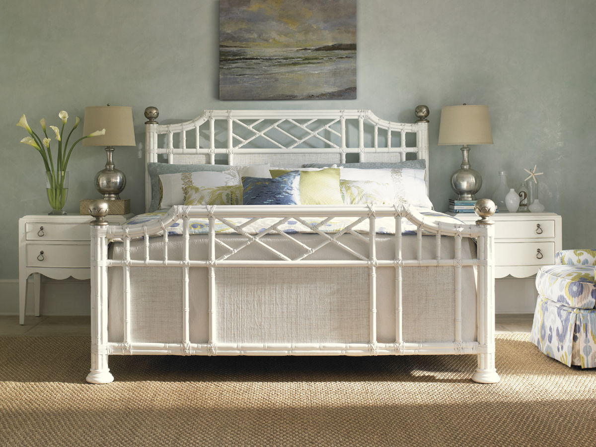 Ivory Key - Martello Night Table - White