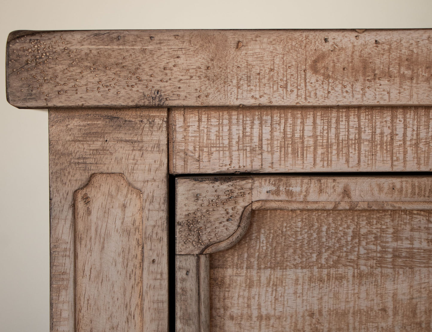 Aruba - Nightstand