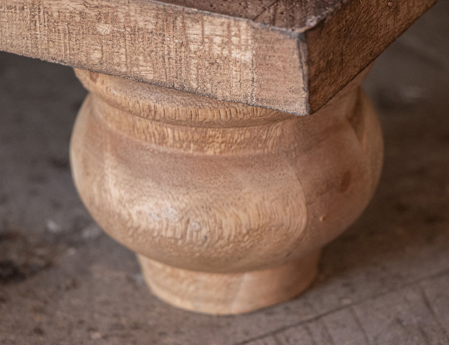 Aruba - Nightstand