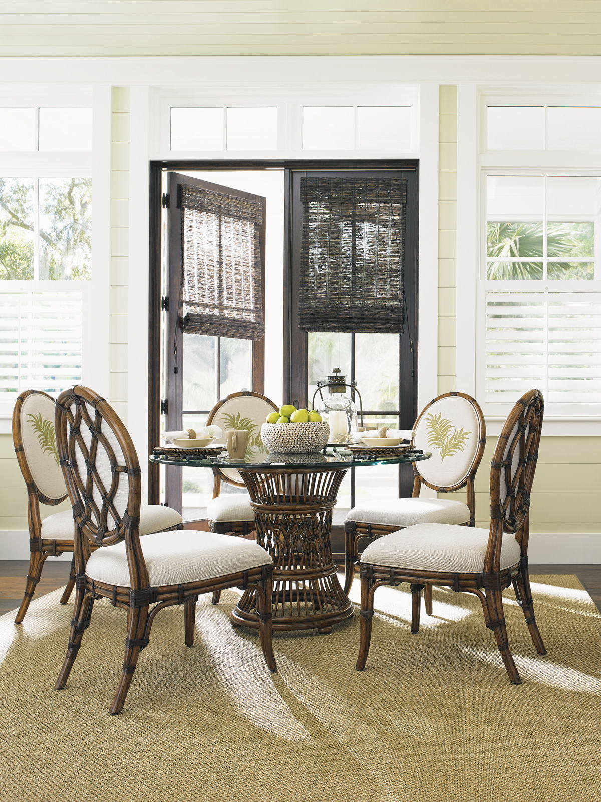 Bali Hai - Aruba Dining Table With Glass Top